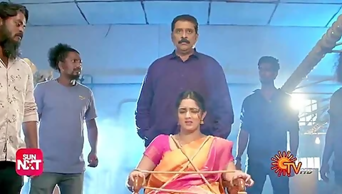 Poove Unakkaga Bondage