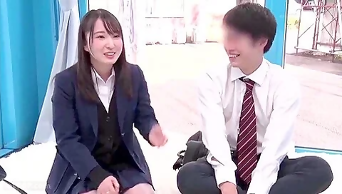 231112ちんちん当てられるかの勝負c1