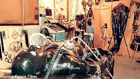 Extreme Bondage With Mistress Eleise De Lacy